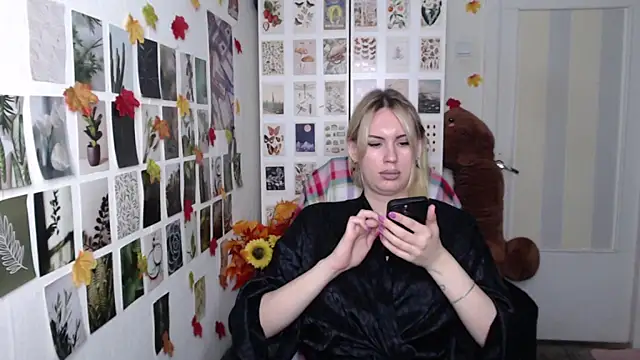 CapriScorpion – Naživo XXX chat
