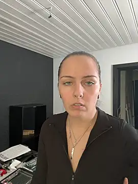 MaryPeach666 - Naked