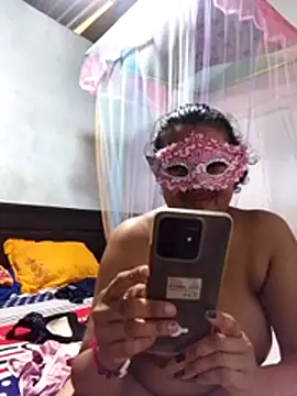 Chat XXX en directo de LunaCeylon