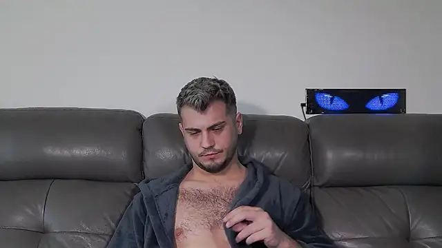 CrazyDom1 Chat XXX live