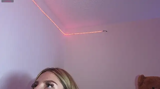 Megann_adamss - Make us squirt