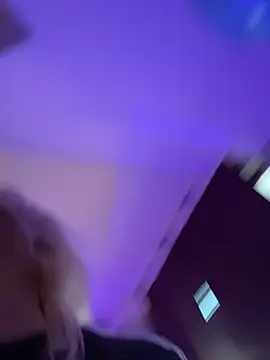 XXX chat uživo modela IveySin