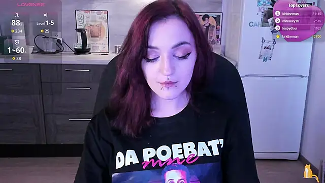 XXX chat uživo modela lina__tyaaan