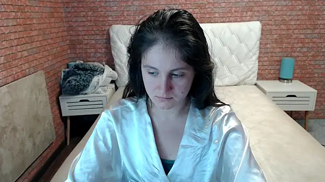 Holliy_Cooper Chat XXX in diretta