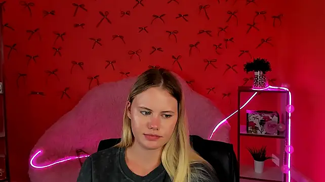 LanaWey Chat XXX in diretta