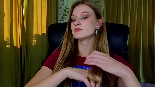 MysticVenus_ Adlı Modelin Canlı XXX Sohbeti