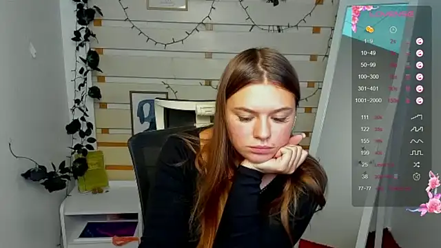 Josephine_Kiss Adlı Modelin Canlı XXX Sohbeti