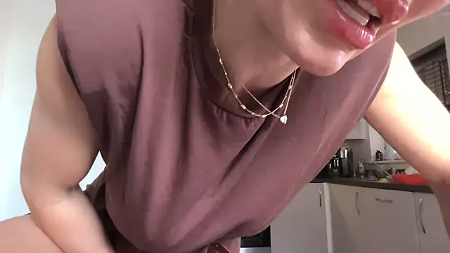 QuenMonicaUK