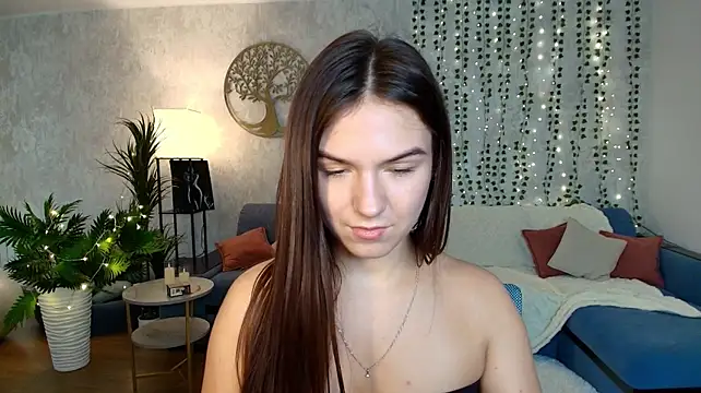 luna_lust_212 Adlı Modelin Canlı XXX Sohbeti