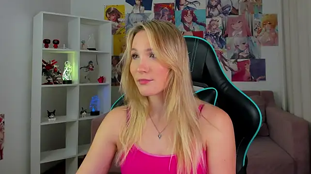 ElaraVoltage Live XXX-Chat