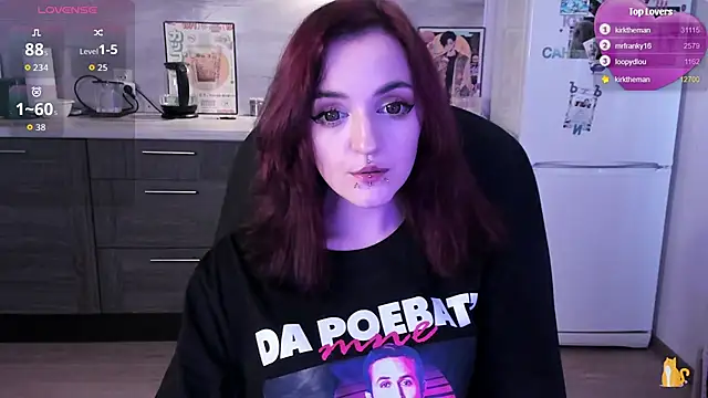 XXX chat uživo modela lina__tyaaan