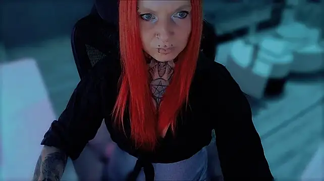 InesGold's Live XXX Chat