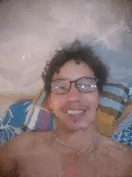 traiwe06's Live XXX Chat
