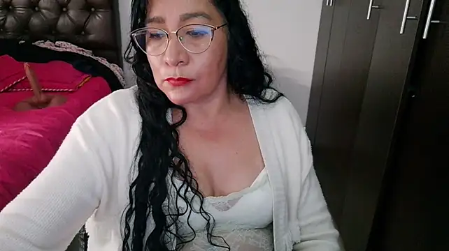 Grace_mature_milf live XXX chat