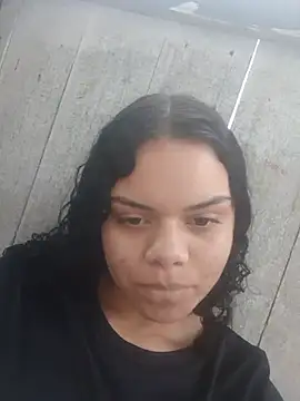 Chat +18 de monalisacoree ao vivo