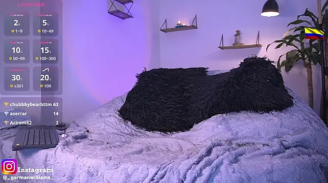 caprywilliams élő XXX-chatje