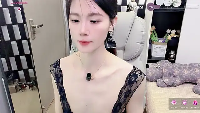 Yueyue-MM 现场XXX聊天