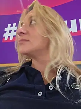 XXX chat uživo modela KaylinJan