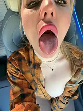 MilfNextDoor20 - Squirt 💦