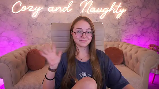 ArrinaWairr's Live XXX Chat