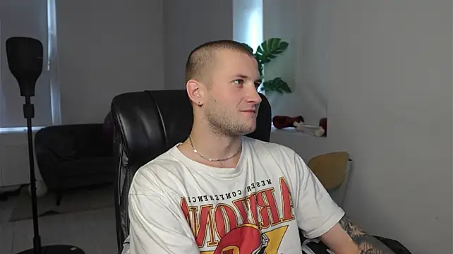 Igor_Wilde Live XXX-Chat