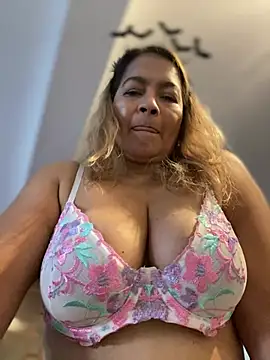 Jlo_69's Live XXX Chat
