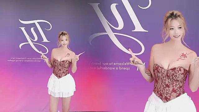 Živý XXX chat TY-303