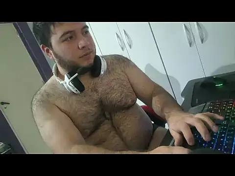 TuPeludito_22 élő XXX-chatje