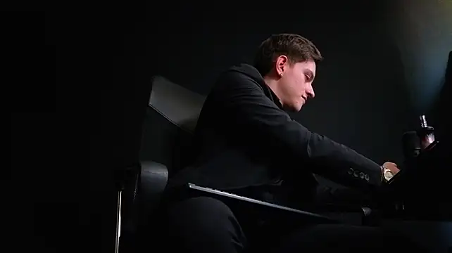 Czat XXX na żywo – FelixStarkk