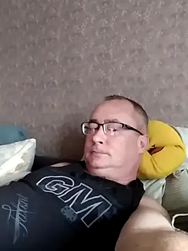 Nika_Malay – Kamerová šou