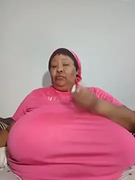 Nancy111 - Make Me cum and squit in my toy