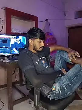 Yuvi_hot 现场XXX聊天