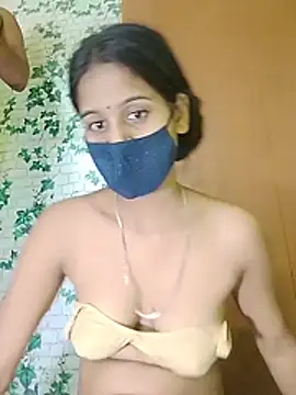 Pinkyjii's Webcam Show