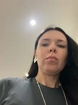 Chat XXX ao vivo de Anichka35