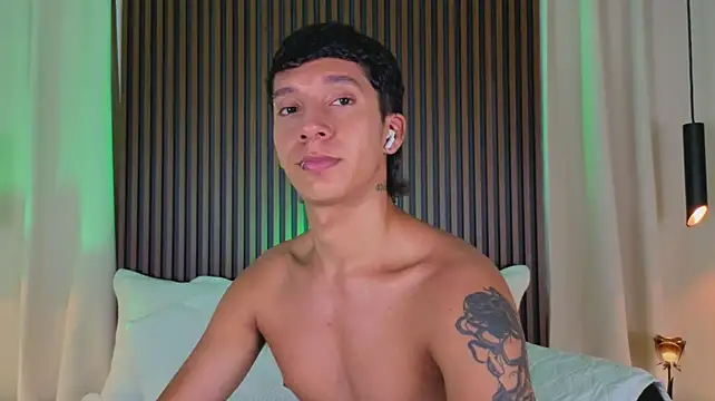 Chat XXX ao vivo de JacoboSwam