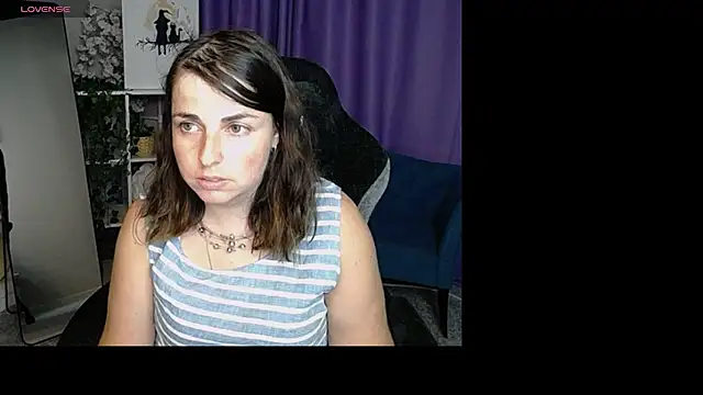 Chatroom XXX en direct de MartaEdams
