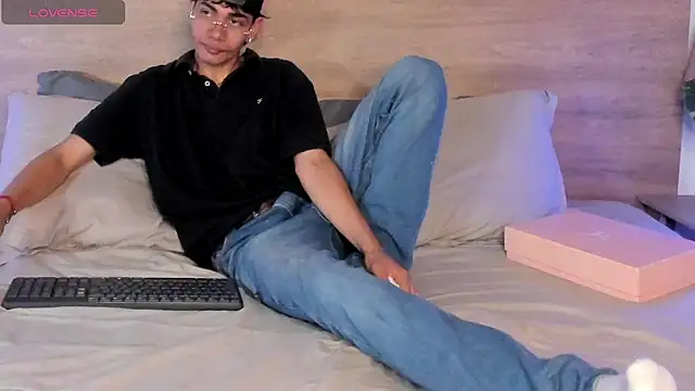 Ethan_Carter_ élő XXX-chatje