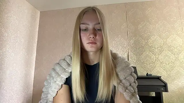 Živý XXX chat blondegirl2026