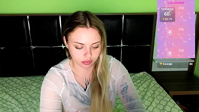 StasyLucke - topless