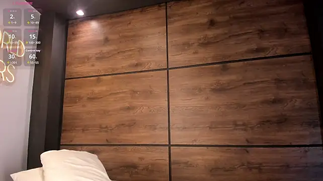 sashamonroe__'s Live XXX Chat