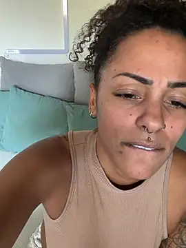 SweetPetiteNoir's Live XXX Chat