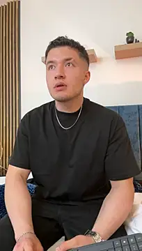 Alexander_Connor 现场XXX聊天