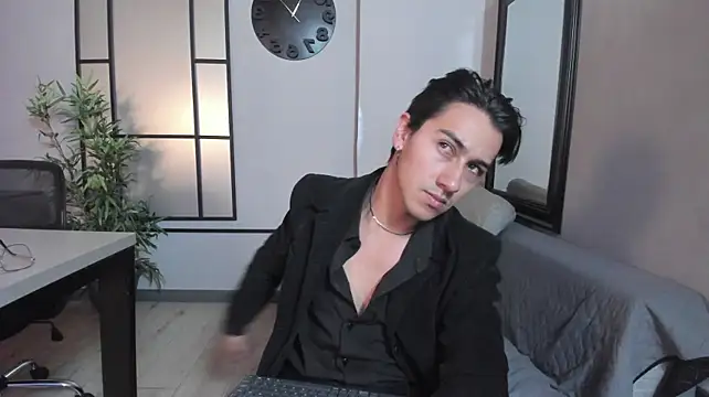 แชท XXX สดของ Andy_Joy_