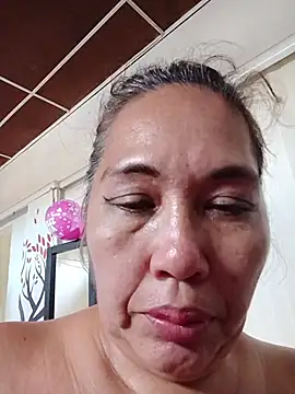 Anniecoopeer - riding dildo