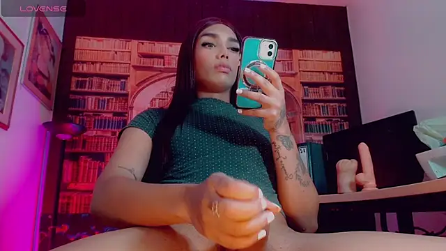 צ'אט XXX בשידור חי של caribbean_passion_
