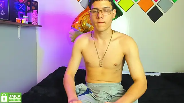 luca_white Obrolan Langsung XXX