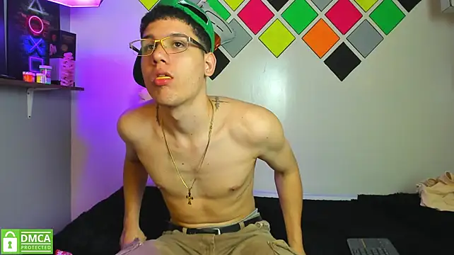 Chat XXX ao vivo de luca_white