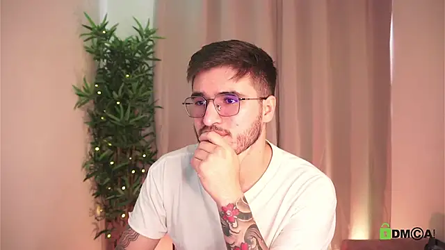 دردشة Tony_Wylie الجنسية المباشرة