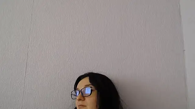 Shiny_gine Live XXX Chat