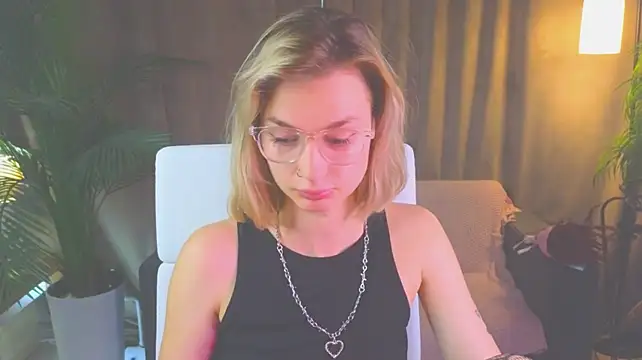 NoraMoreau 라이브 XXX 채팅